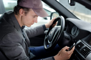 car accident lawyers - cellphone use while driving